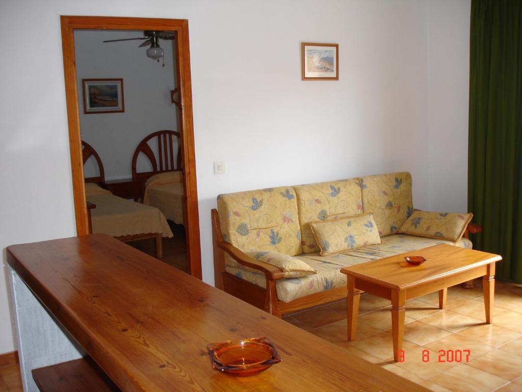 Apartamentos Vista Al Puerto Sant Antoni de Portmany Pokój zdjęcie