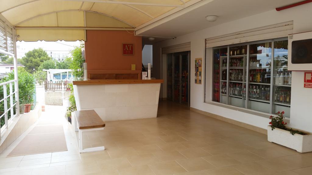 Apartamentos Vista Al Puerto Sant Antoni de Portmany Pokój zdjęcie